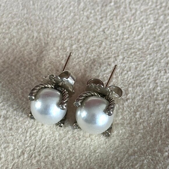 David Yurman Cable Pearl & Diamond Stud Earrings – Sterling Silver - Picture 7 of 11